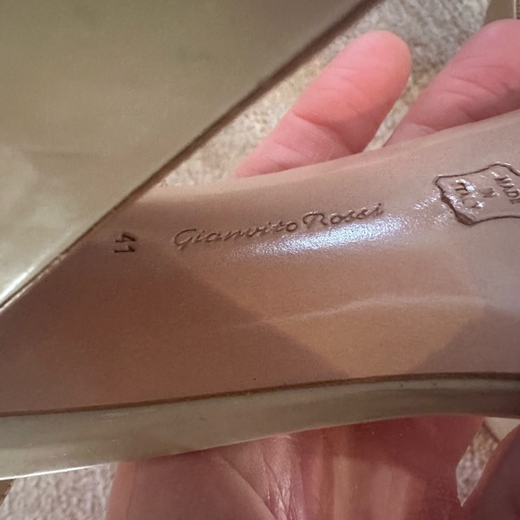 Gianvito Rossi for Bill Blass beige sandals heels size 41 - Picture 10 of 13